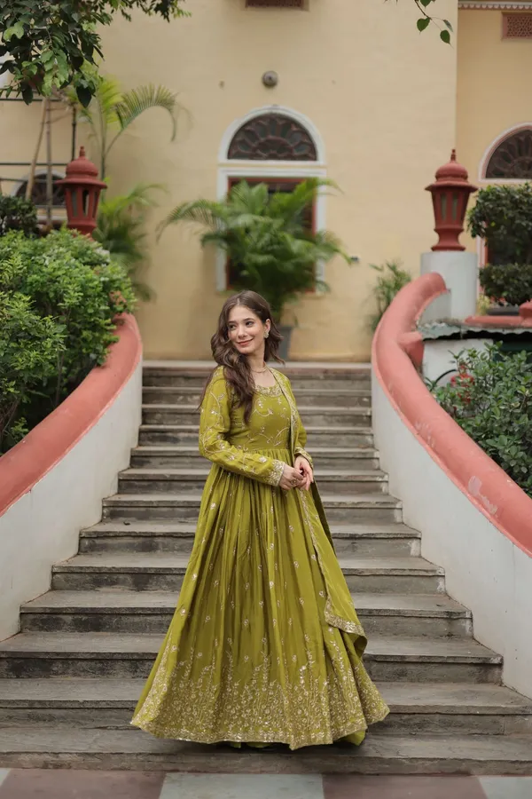 Pista_Premium_Chinon_Sequins_Embroidered_Kurti_With_Sharara_Dupatta_Set
