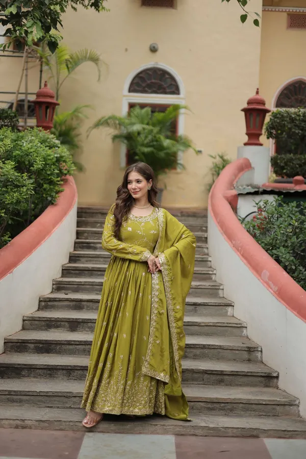Pista_Premium_Chinon_Sequins_Embroidered_Kurti_With_Sharara_Dupatta_Set