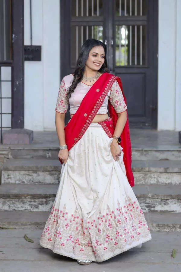 White_Vichitra_Silk_Lehenga_Choli_With_Red_Blouse_Sequins_Thread_Embroidery_Bridesmaid_Wedding_Wear