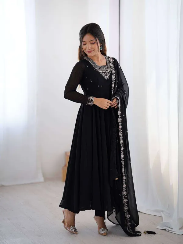 Womens_Fox_Georgette_Anarkali_Kurti_With_Pant_Dupatta_Set