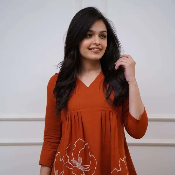 Women_S_Cotton_Rose_Printed_Short_Anarkali_Kurta_With_Pant_Western_Wear_Cord_Set