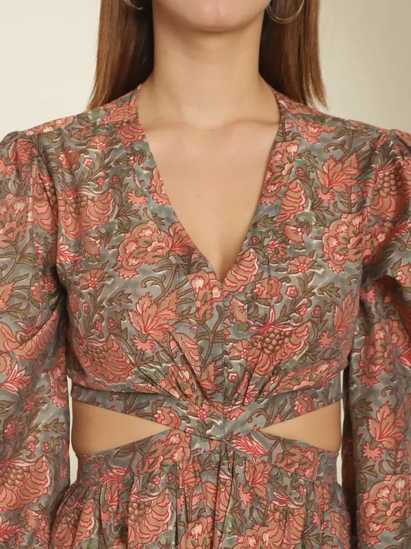 Women_S_Silk_Printed_V_Neck_Long_Bell_Sleeves_Tiered_Maxi_Dress_Gown_Brown