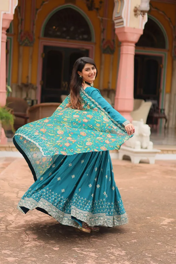 Rama_Designer_Chinon_Sequins_Embroidered_Gown_With_Kalamkari_Silk_Dupatta