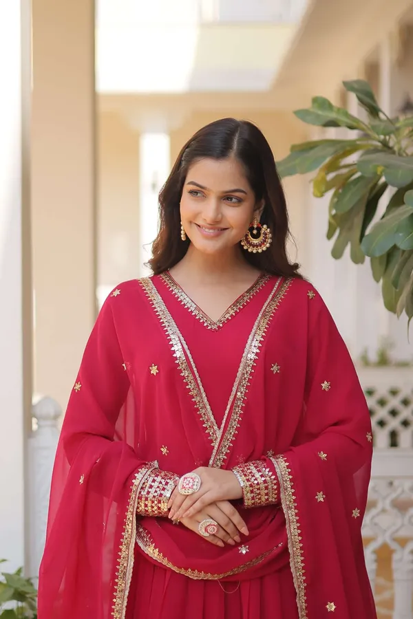 Pink_Faux_Blooming_Gown_With_Sequined_Dupatta_Elegant_Fully_Flared_Party_Wedding_Set