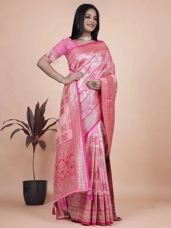 Baby_Pink_Banarasi_Silk_Saree_With_Silver_Zari_Weaving_Wedding_Festive_Wear_Elegant_Traditional_Designer_Saree