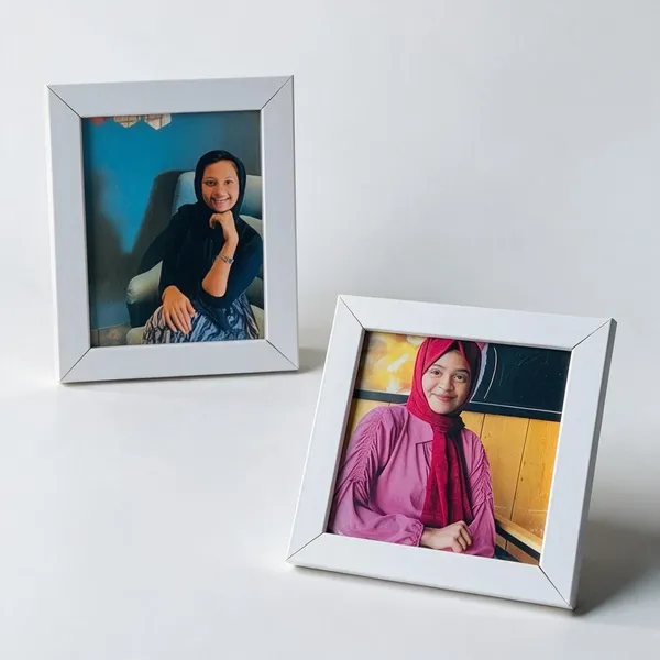 Modern_Plain_Photo_Frame_Set