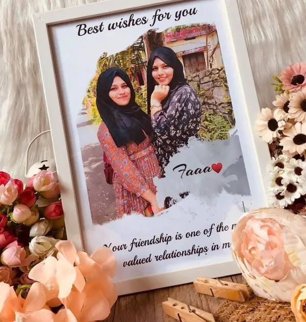 White_Personalized_Collage_Photo_Frame