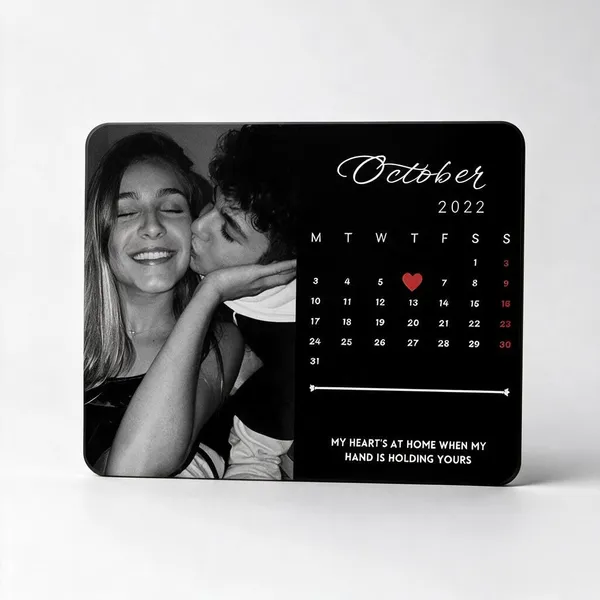 Black_Personalized_Photo_Calendar_Plaque