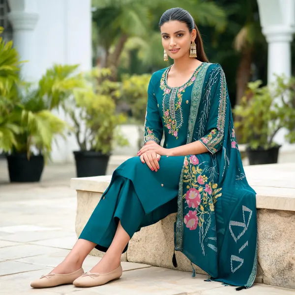 Teal_Blue_Viscose_Straight_Embroidered_Kurta_Suit_Set_For_Women