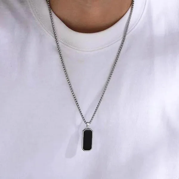 Black_Geometric_Pendant_Necklace_for_Men