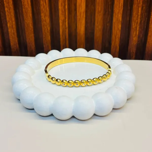 Gold_Tone_Beaded_Bangle_For_Women