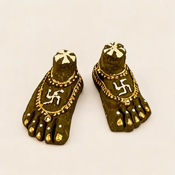 Cow_Dung_Eco-Friendly_Handcrafted_Lakshmi_Charan_-_Pack_of_2