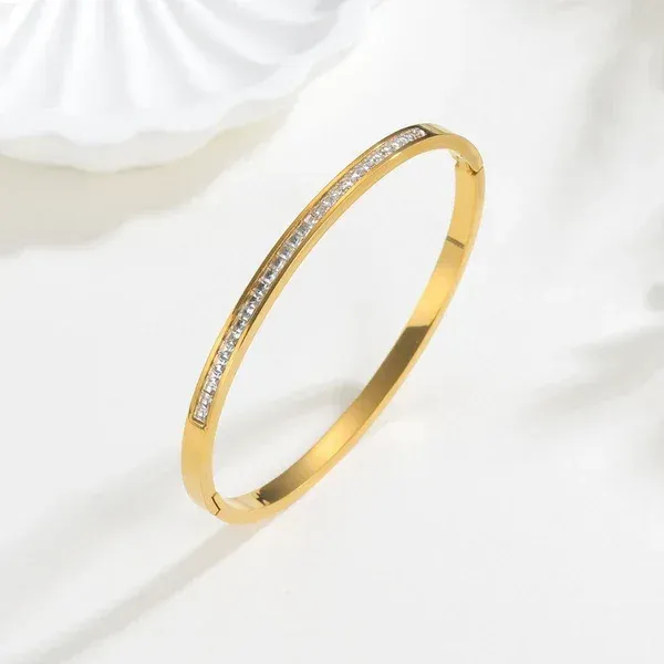Diamond_Tennis_Bangle_Bracelet