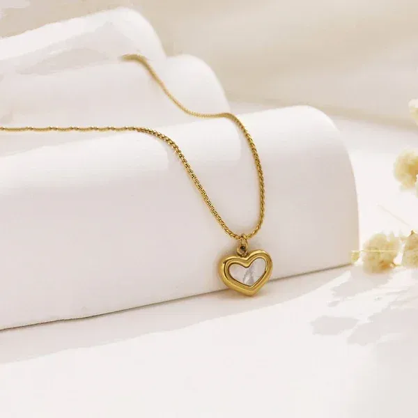 Dainty_Heart_Necklace