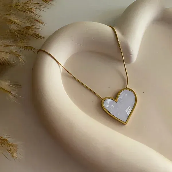 Shell_Heart_Necklace