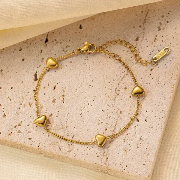 Heart_Charm_Bracelet