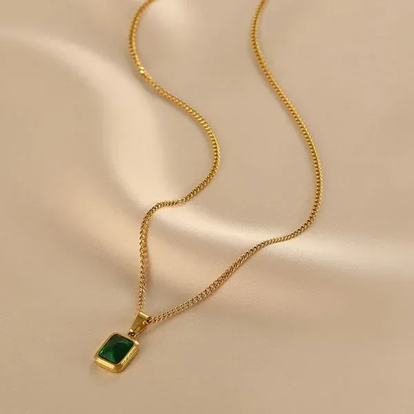 Classic_Emerald_Necklace