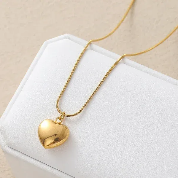 Heart_Pendant_Necklace