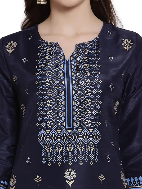Navy_Blue_Shantung_Straight_Kurta_With_Gold_Embellishments_For_Women