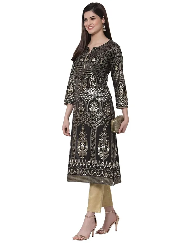 Black_Cotton_Slub_Metallic_Foil_Print_Straight_Kurta_For_Women