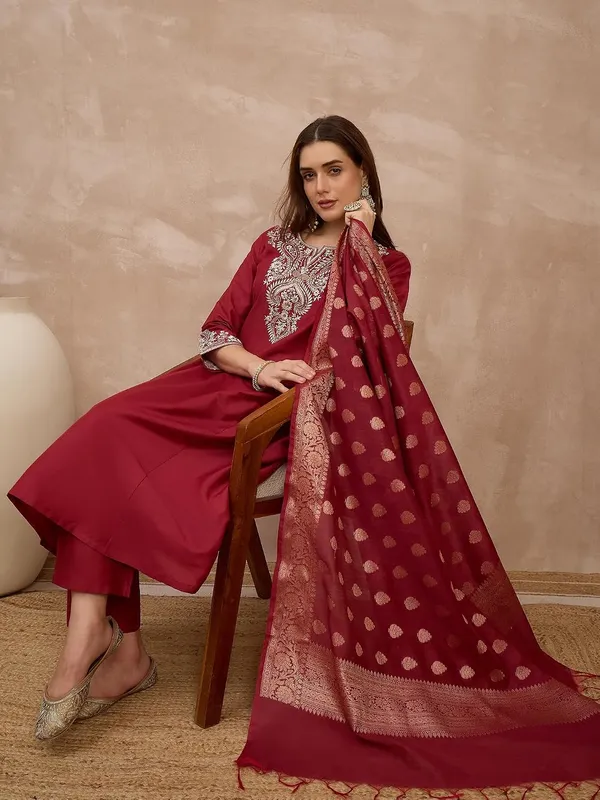 Maroon_Cotton_Silk_Embroidered_Anarkali_Suit_Set_With_Banarasi_Dupatta_For_Women