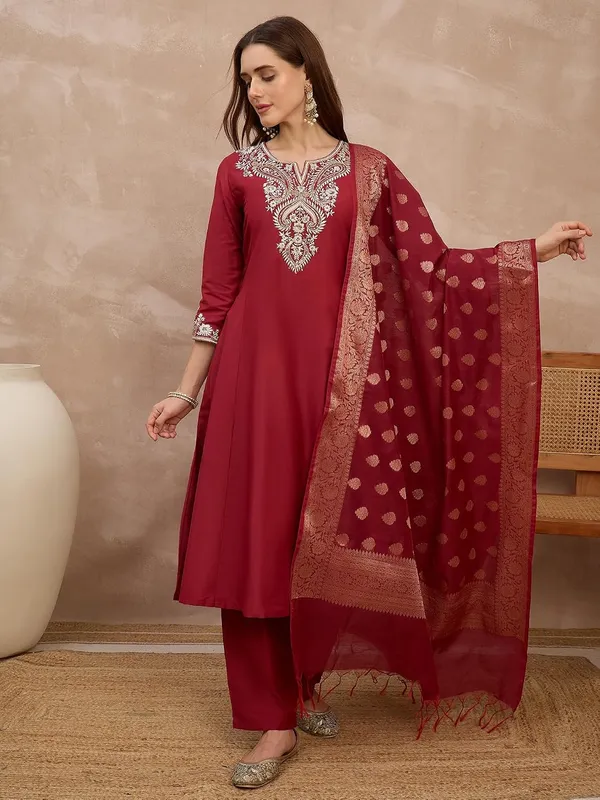 Maroon_Cotton_Silk_Embroidered_Anarkali_Suit_Set_With_Banarasi_Dupatta_For_Women