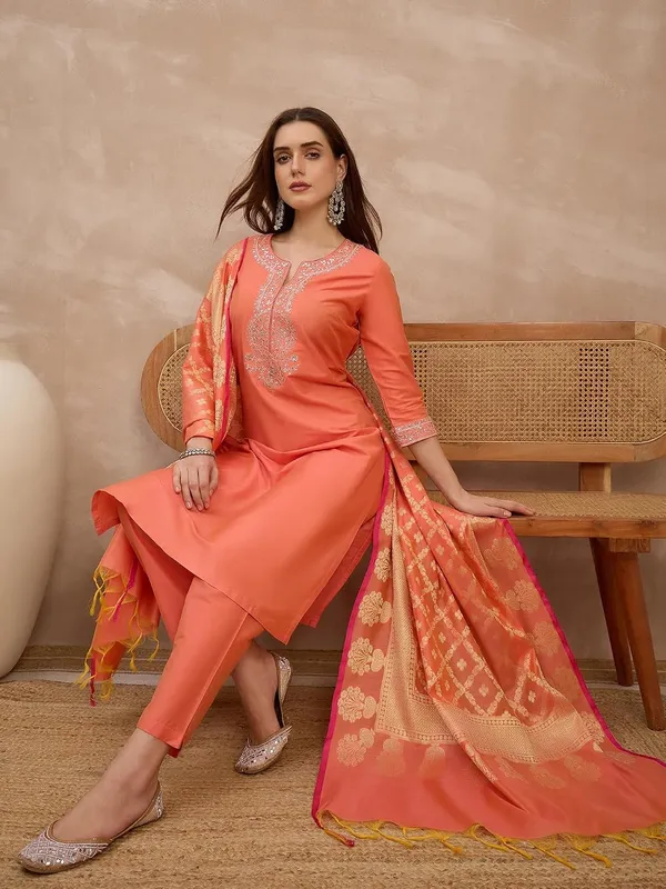 Coral_Peach_Cotton_Silk_Embroidered_Festive_Suit_Set_With_Banarasi_Dupatta_For_Women