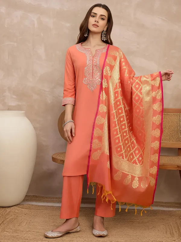 Coral_Peach_Cotton_Silk_Embroidered_Festive_Suit_Set_With_Banarasi_Dupatta_For_Women