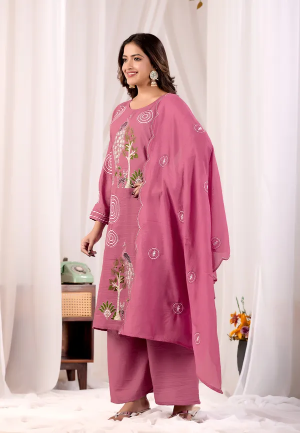 Pink_Embroidered_Kurta_Set_for_Women