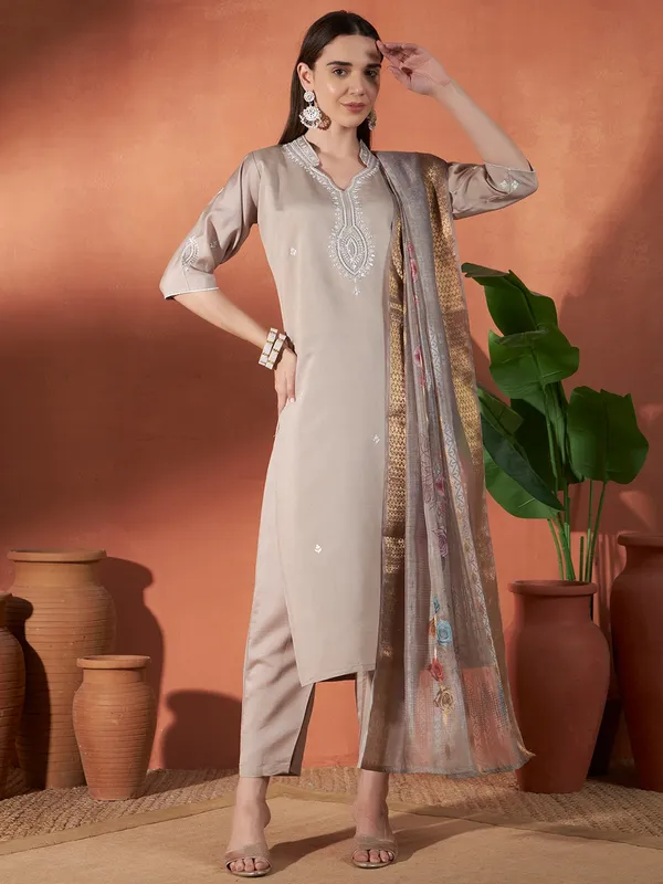Grey_Sheer_Printed_Dupatta_for_Women