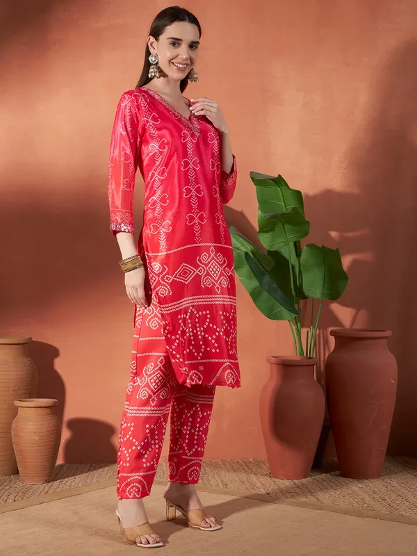 Pink_Printed_Ethnic_Kurta_Set_for_Women