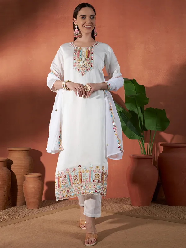 White_Embroidered_Straight_Kurta_Set_for_Women