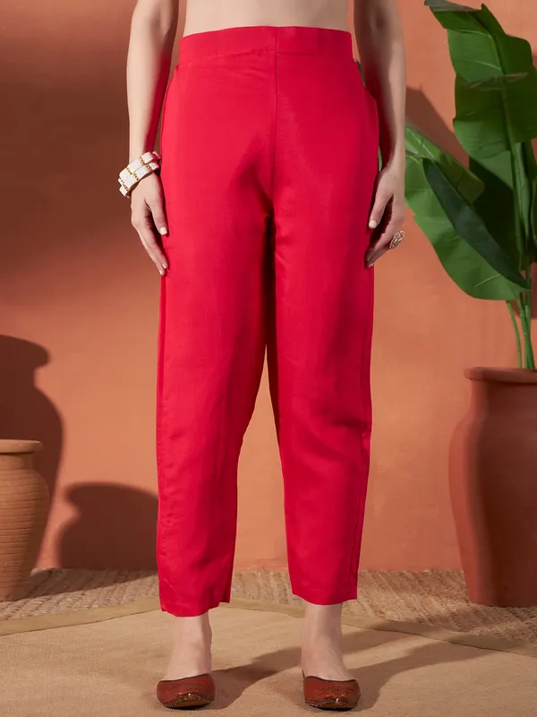 Red_Embroidered_Kurta_Set_for_Women