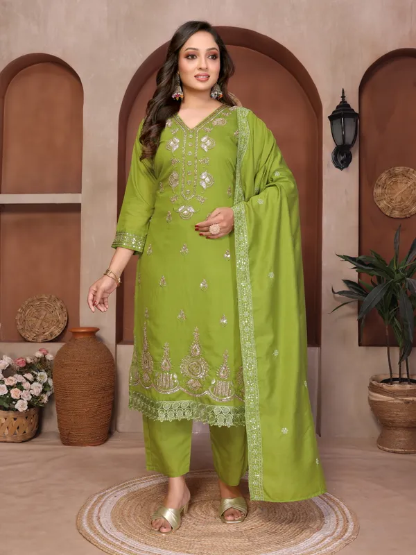 Green_Mal_Roman_Embroidered_Salwar_Suit_Set_for_Women