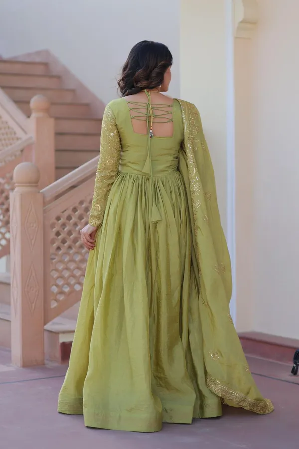 Green_Mull_Roman_Anarkali_Suit_Set_For_Women