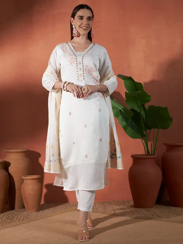 White_Embroidered_Straight_Fit_Kurta_Set_For_Women