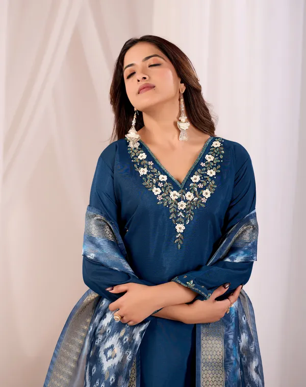 Blue_Cotton_Straight_Kurta_Set_For_Women