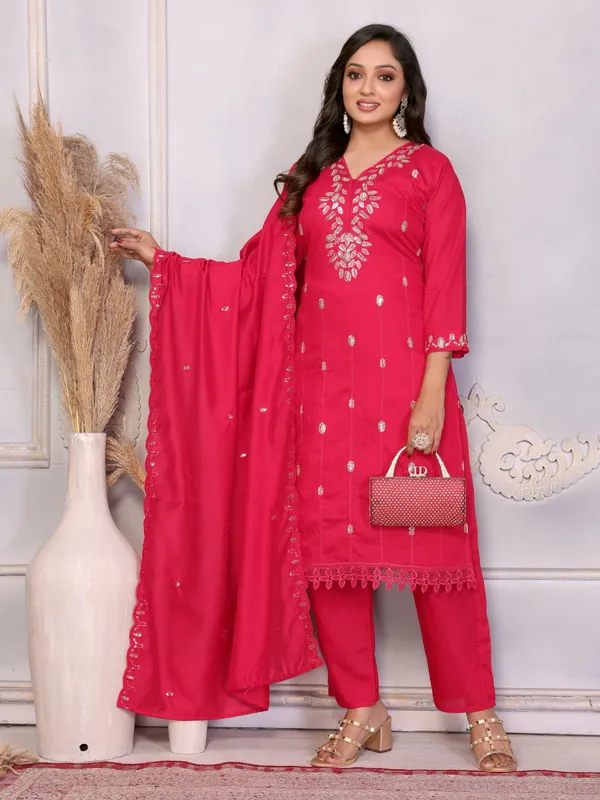 Pink_Mall_Roman_Embroidered_Suit_Set_for_Women