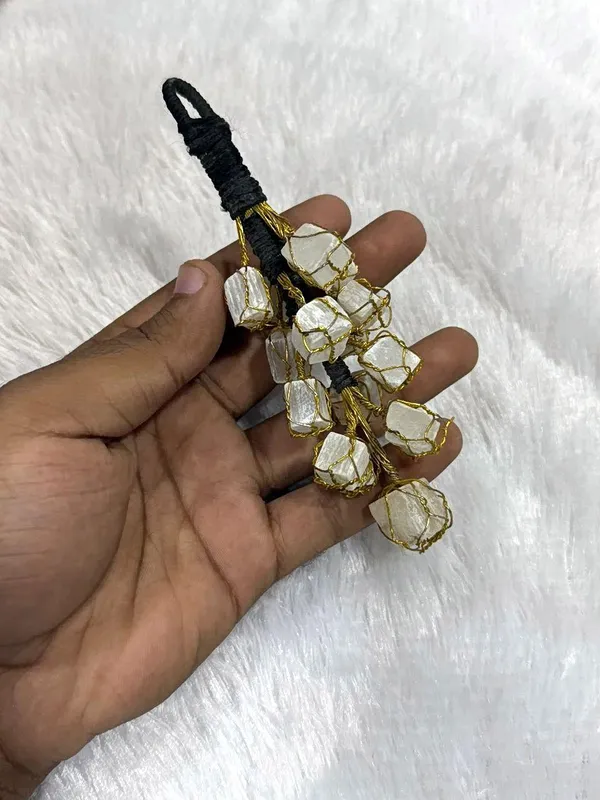 Selenite_Hanger
