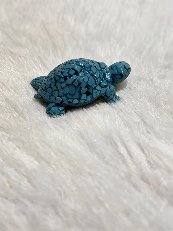 Unique_Crystal_Blue_Turquoise_Turtle_Figurine
