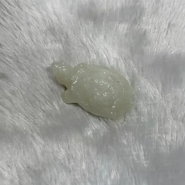 Unique_Crystal_White_Selenite_Turtle_For_Peace