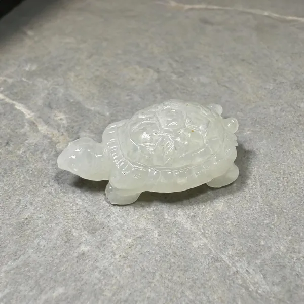 Unique_Crystal_White_Selenite_Turtle_For_Peace