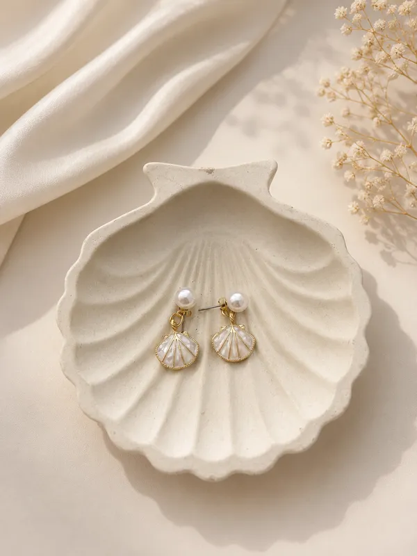 Pearl_Seashell_Drop_Earrings