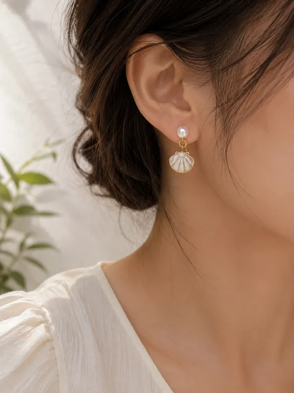 Pearl_Seashell_Drop_Earrings