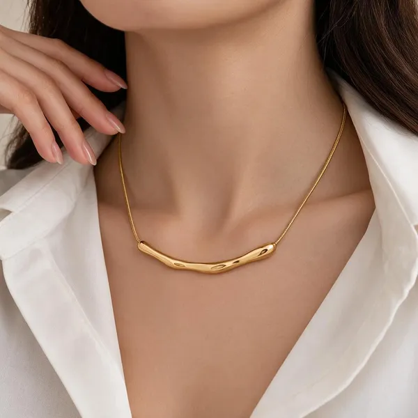 Gold_Stainless_Steel_Necklace_For_Women