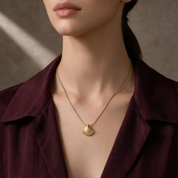 Gold_Stainless_Steel_Necklace_For_Women