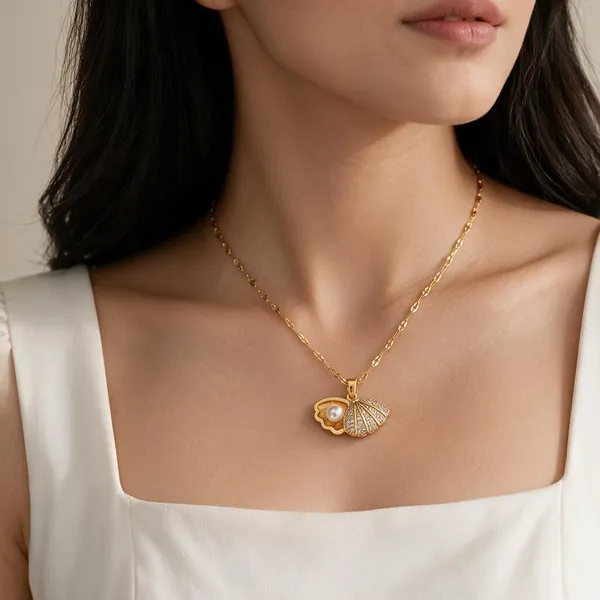 Gold_Stainless_Steel_Charm_Necklace_For_Women
