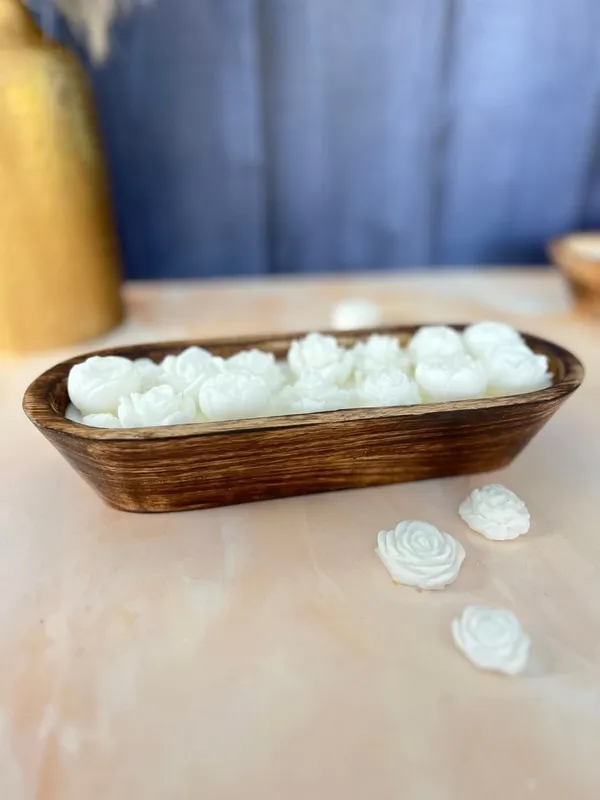 Serene_Bloom_Wooden_Tray_Candle