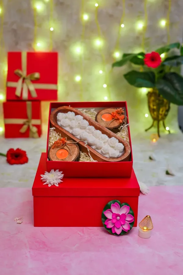 The_Bark_Bloom_Hamper