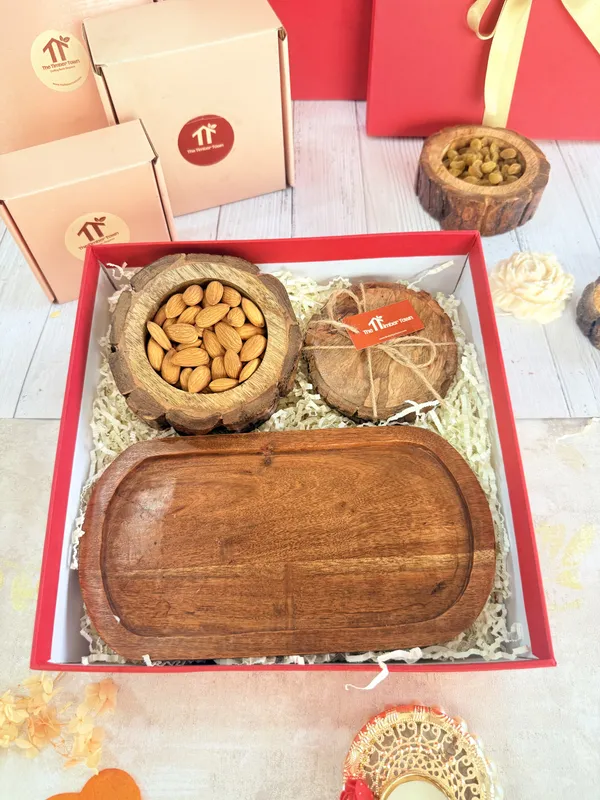 Wooden_Tray_Dry_Fruit_Gift_Hamper